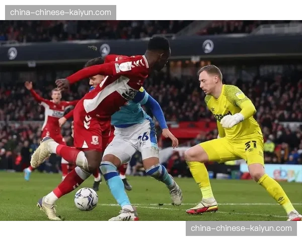 伤情更新：多特蒙德确认阿德耶米腿筋拉伤，预计缺席四周